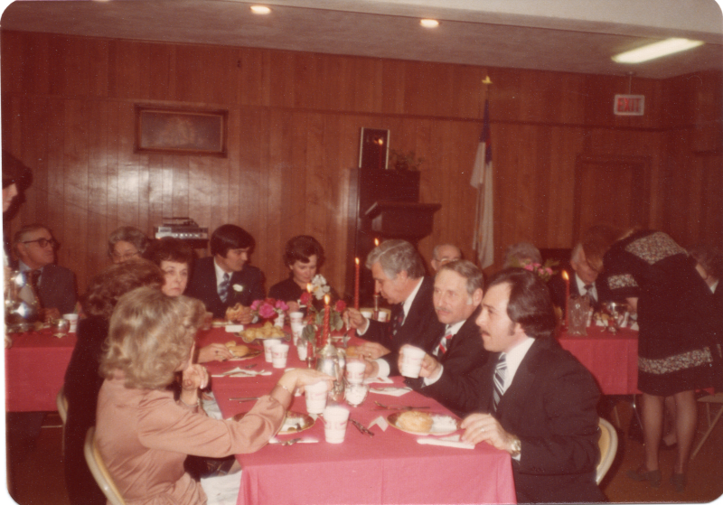 Congregants dine together