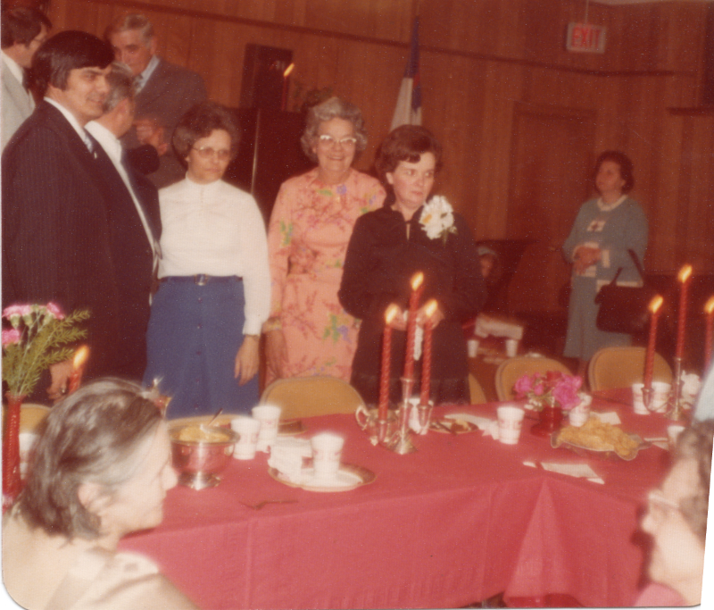 Congregants mingle