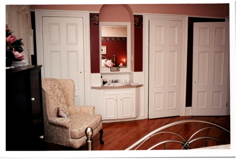 Parsonnage bedroom