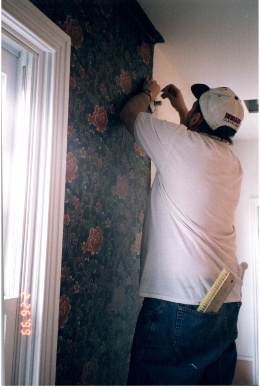 Putting up wallpaper