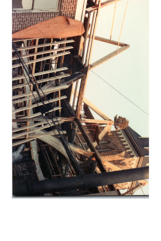 Roof scaffolding