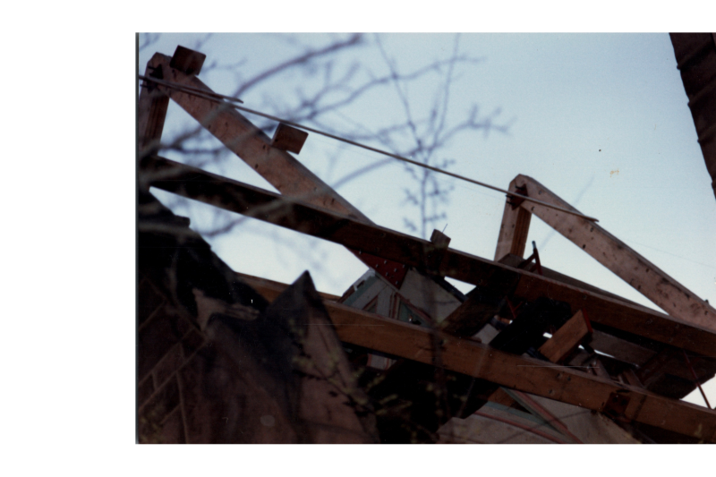 Roof scaffolding
