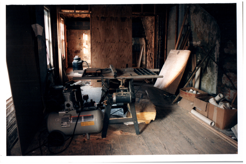 Work station