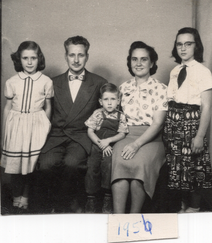 Portrait of the McDearmid Family, missionaries to India