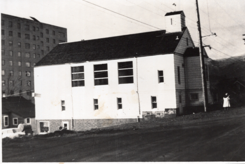 Picture of a church building