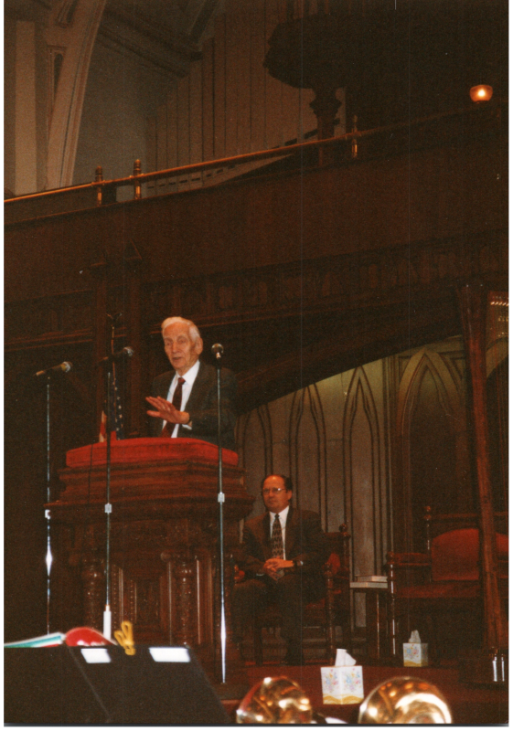 Pastor Roberson addresses the congregation