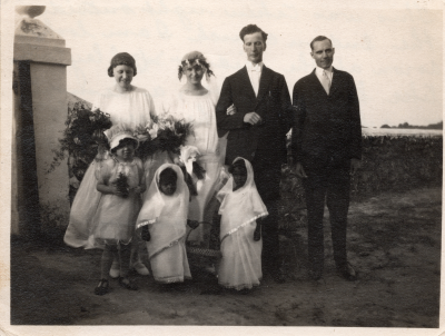 Photograph of the marriage of Helen and Robert McClay in Namburg, India